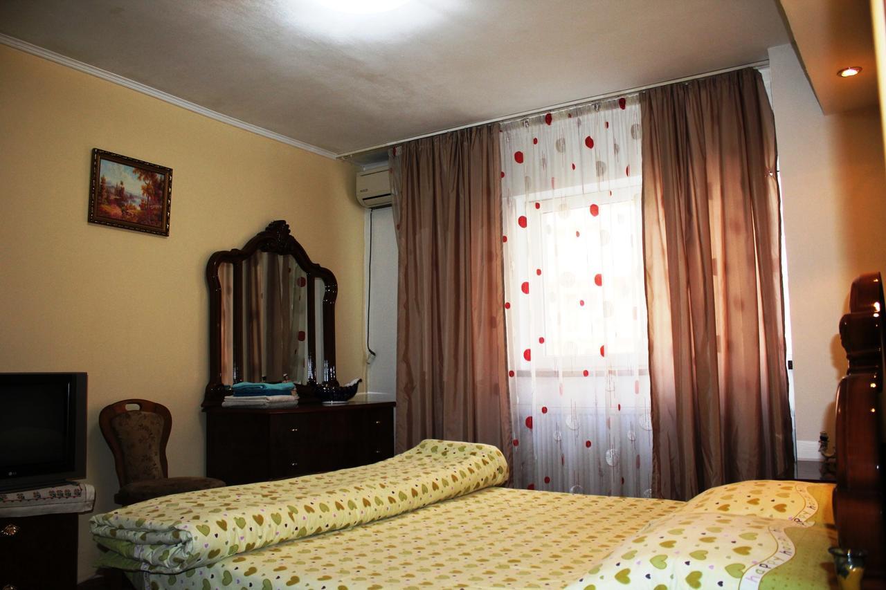 Vitan Modern Apartment, Sleeps 4 * Bucharest