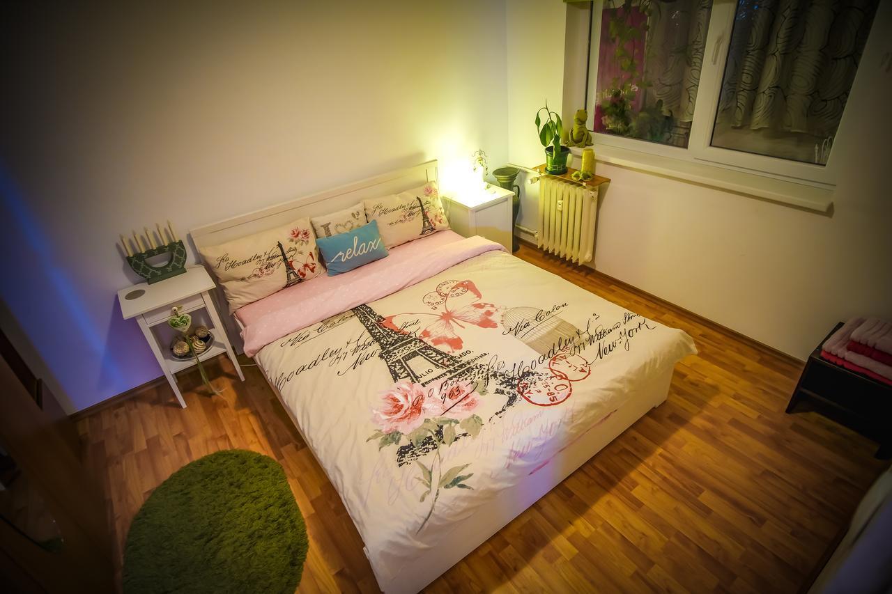 Mozaic Apartment Bucharest