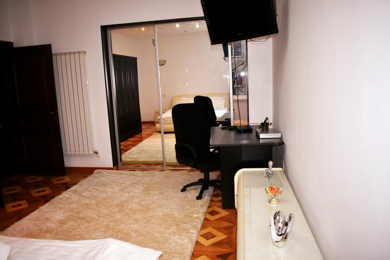 Grand Sala Palatului Apartment Bucharest