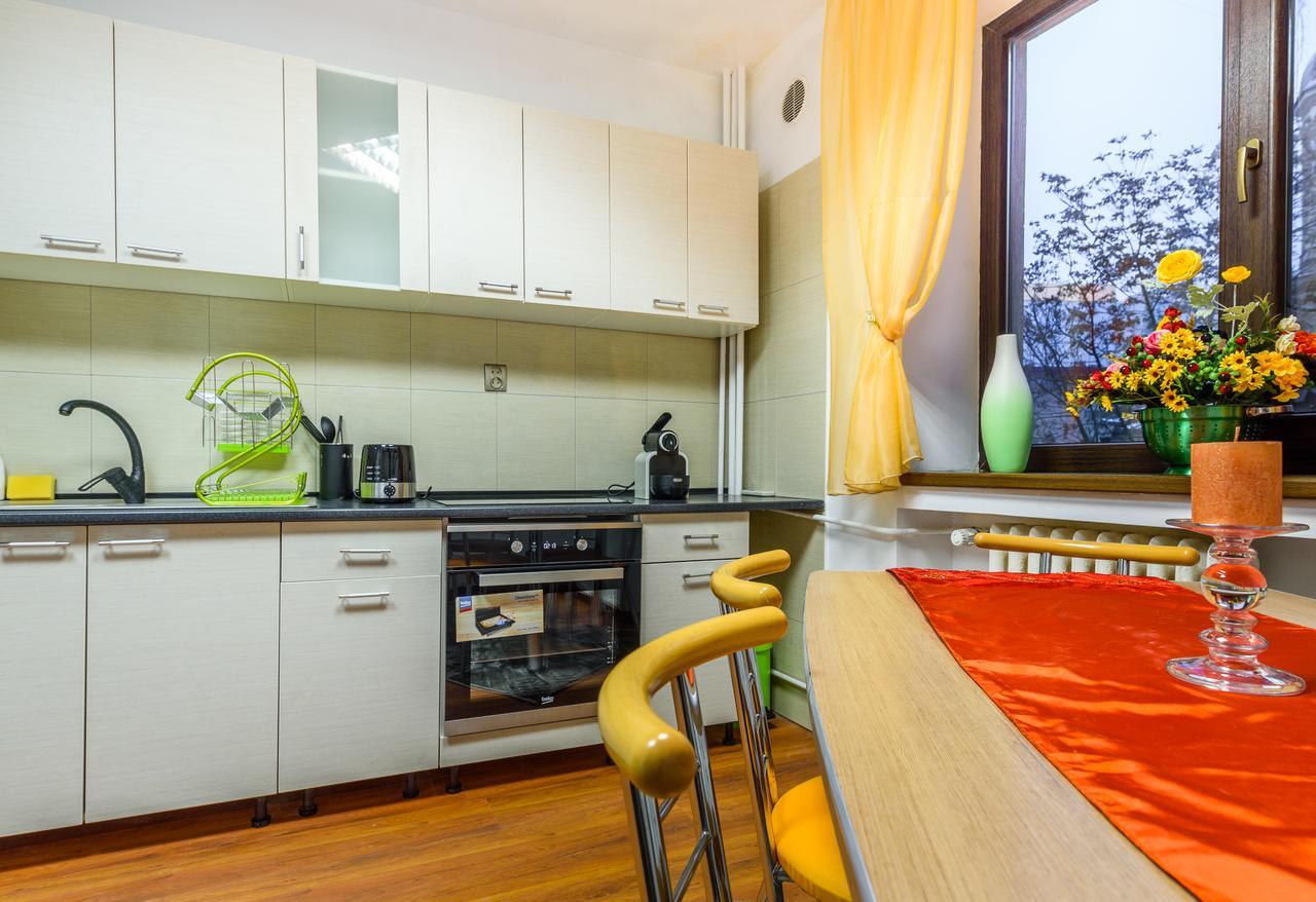 Pedestrian Old Town 3 Bedrooms By Orchid Garden Apartment