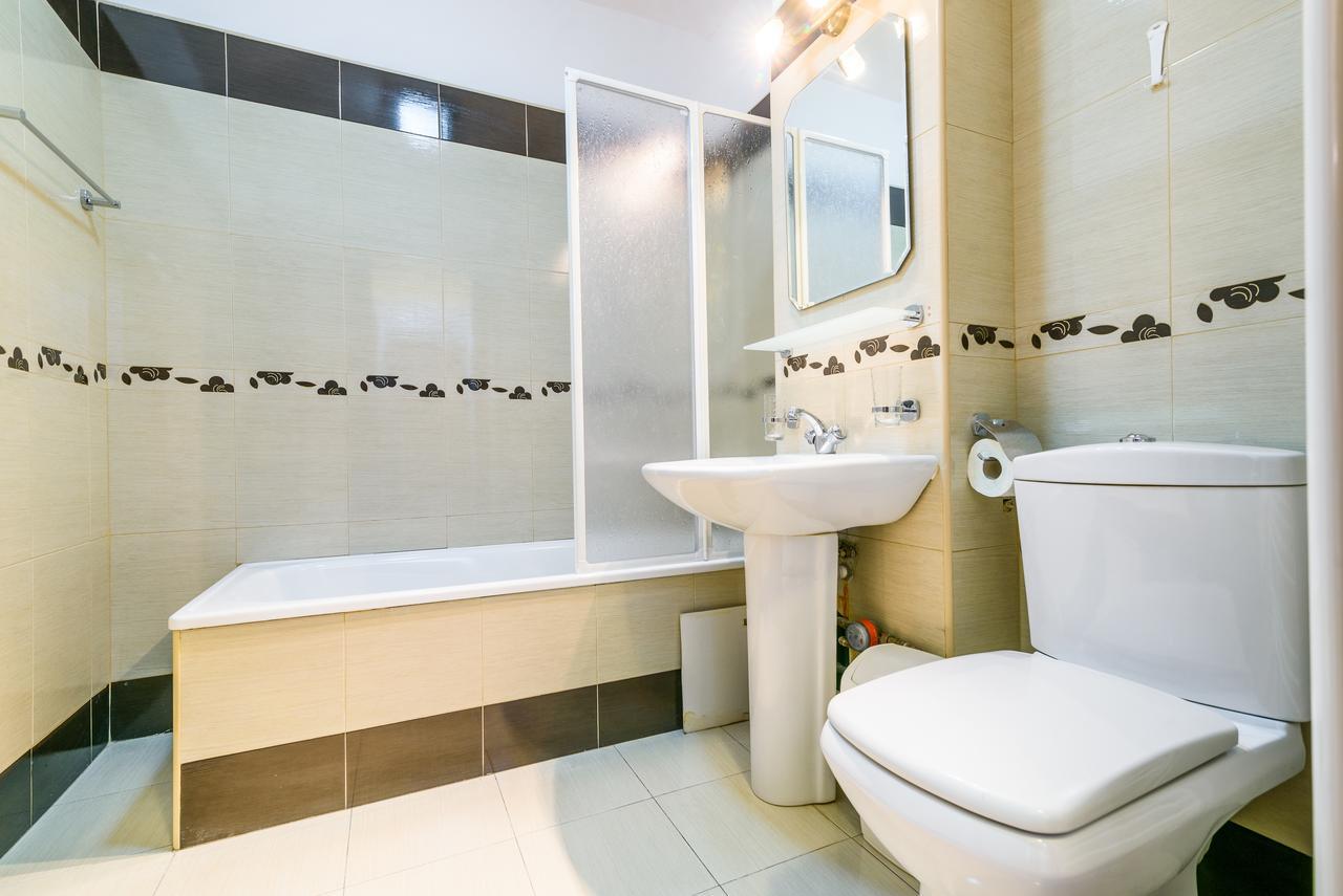 Apartment Pedestrian Old Town 3 Bedrooms By Orchid Garden Bucharest