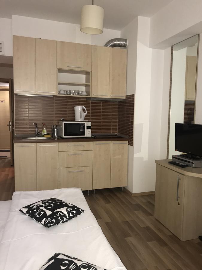 Urban 3*