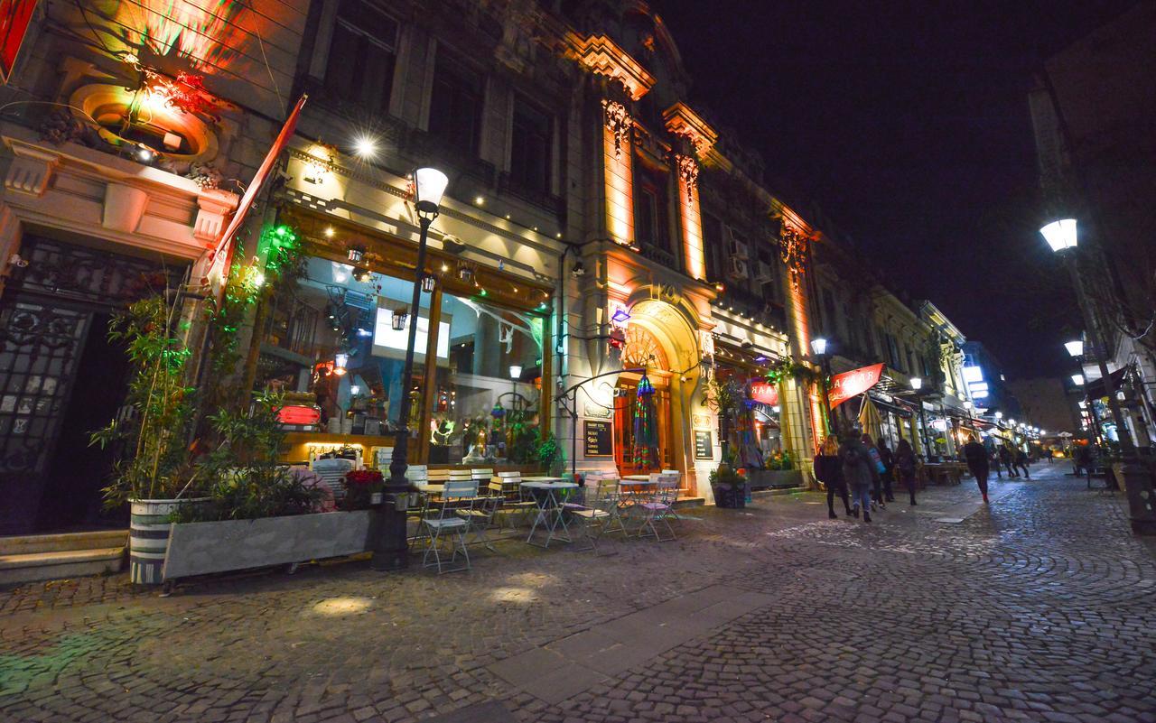 Nightlife Old Town Bucureşti