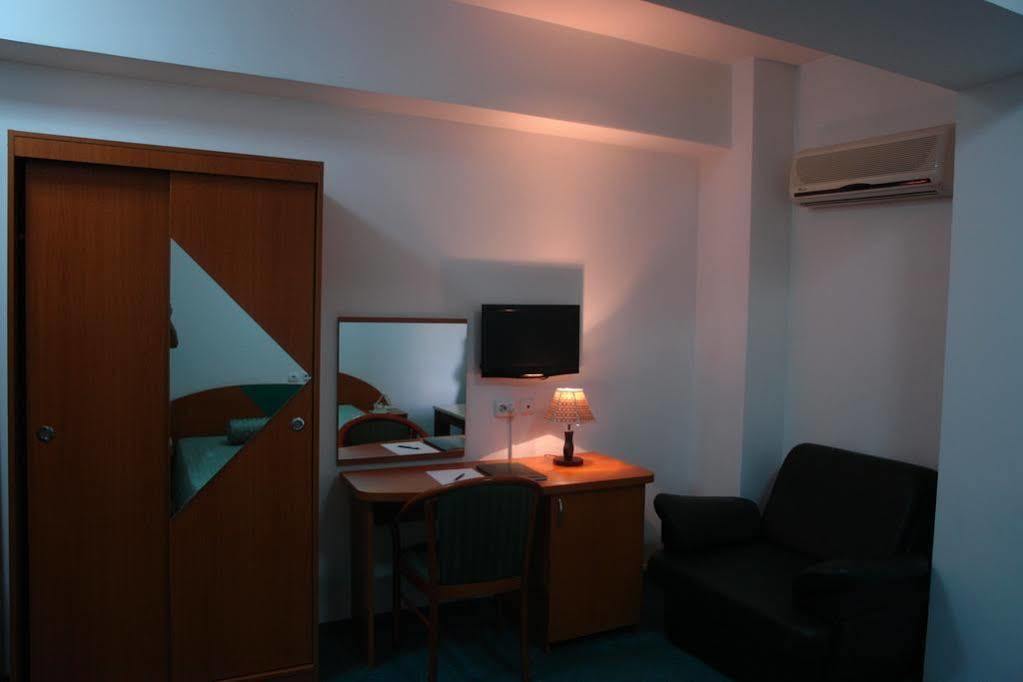 Sir Colentina Bucharest