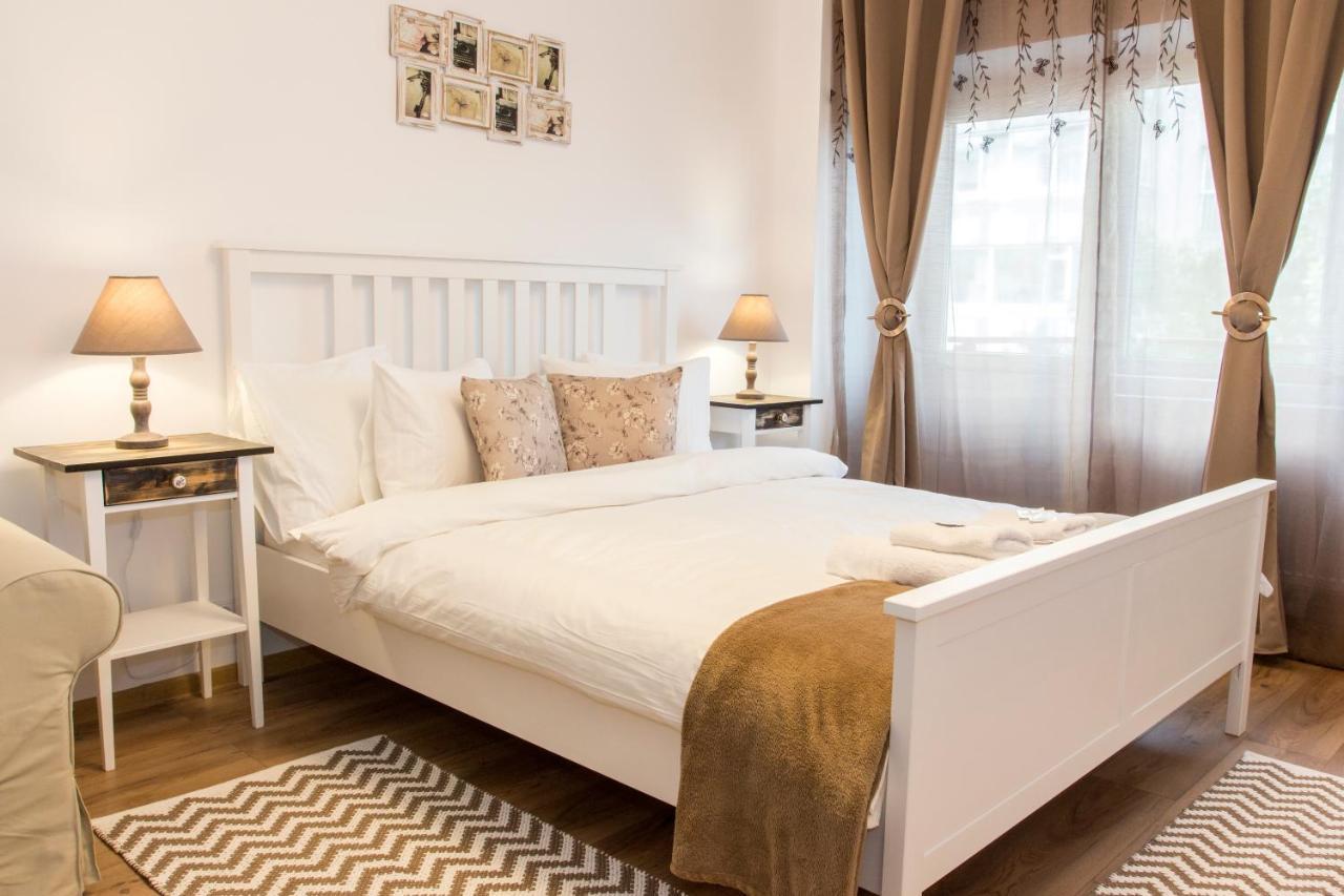 Apartment Motru 75 By Mrg *