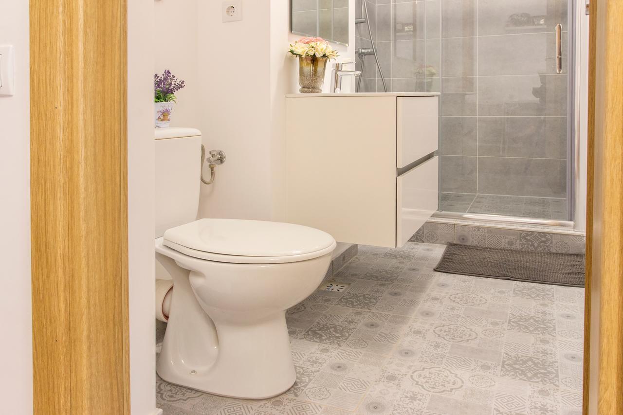 Motru 75 By Mrg Apartment