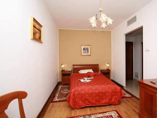 Reginetta Ii Hotel Bucharest