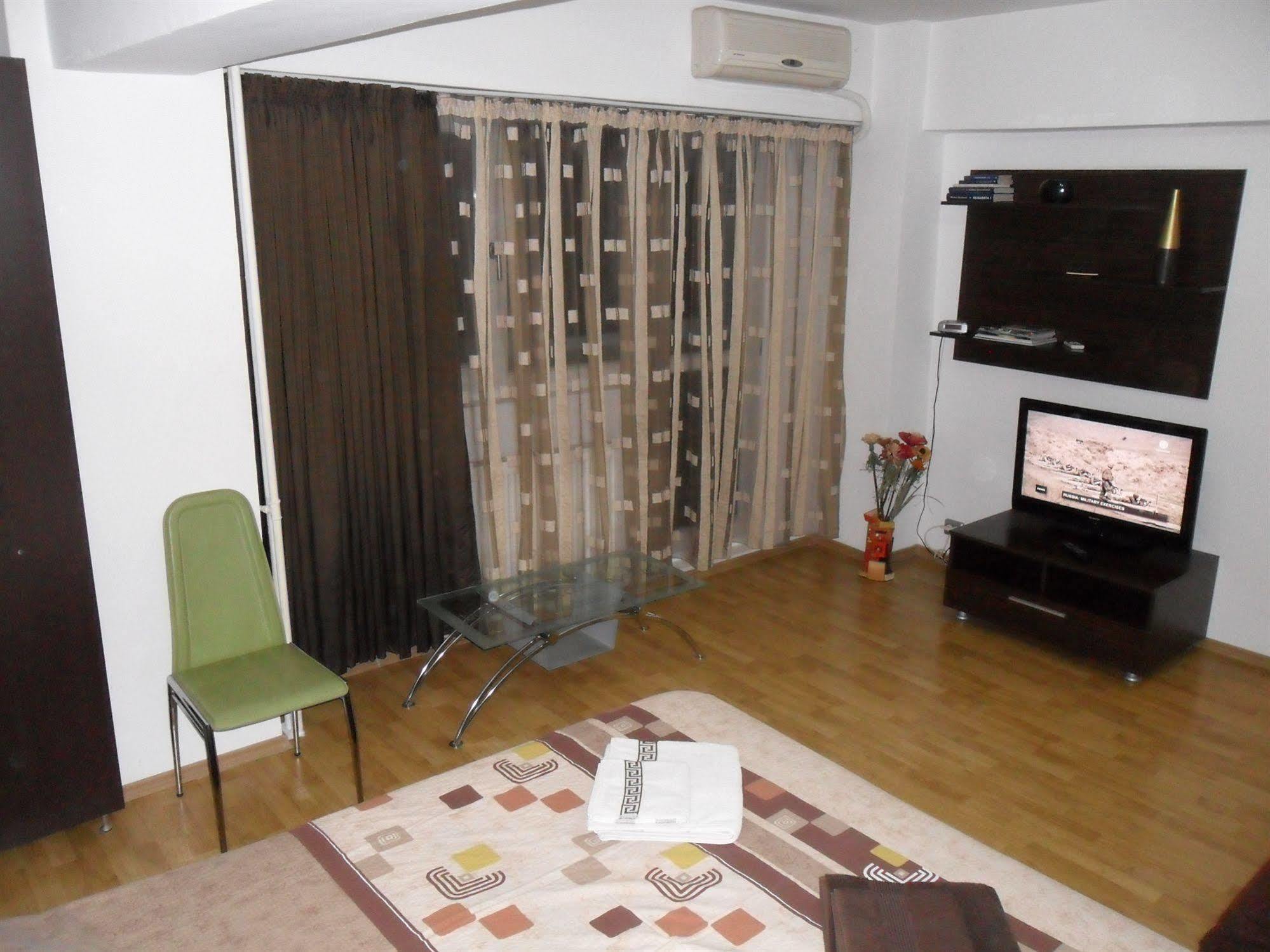 Calea Victoriei Apartment Bucharest