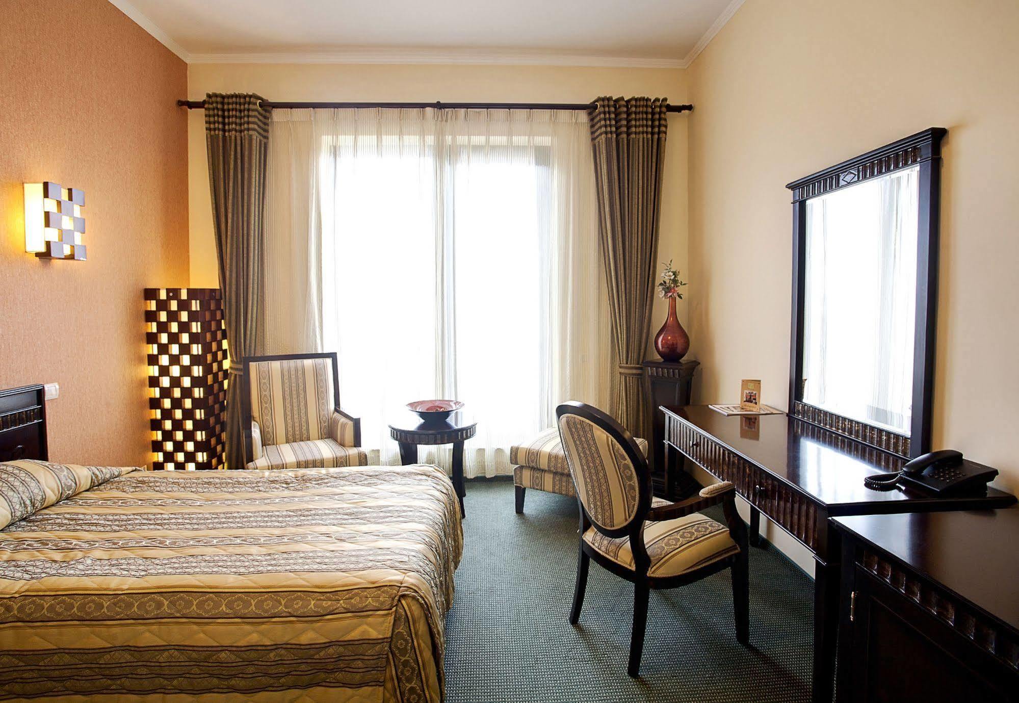 Tecadra Hotel