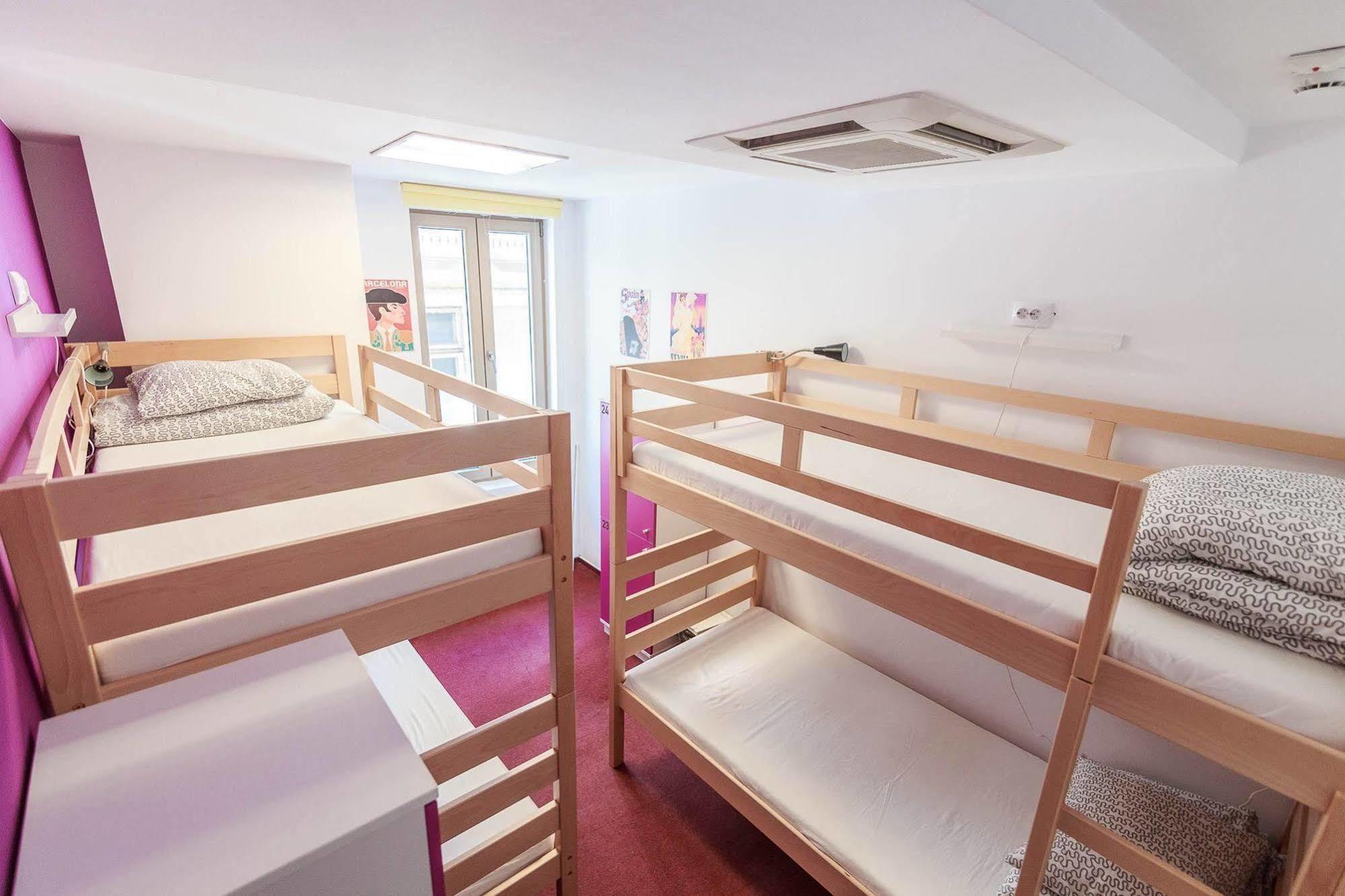 Pura Vida Sky Bar & Hostel Bucharest