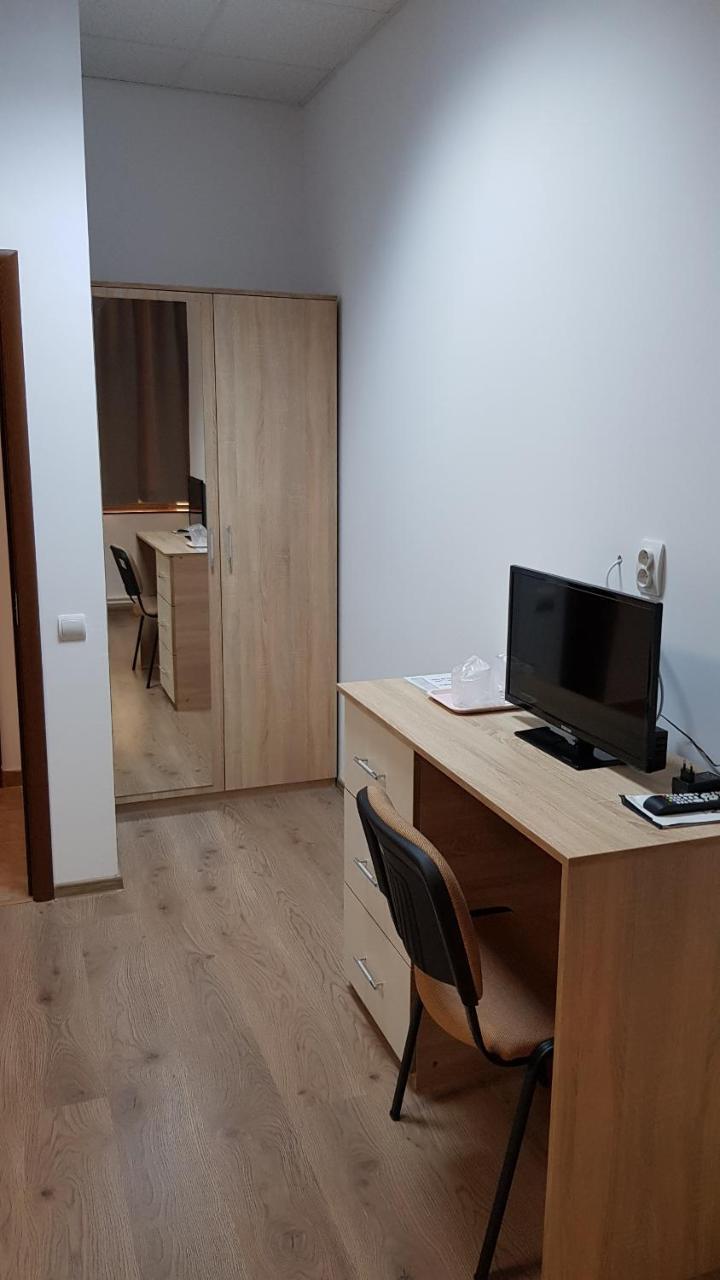 Tomi Hotel 3*