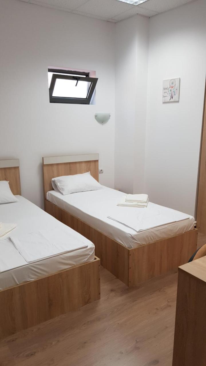 Hotel Tomi 3*