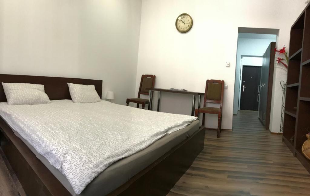 Apartament Lucy *