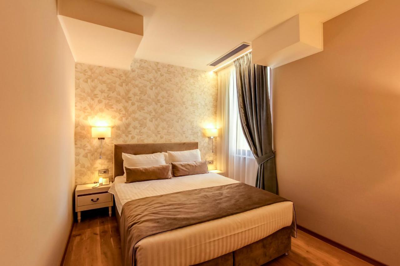 Hotel New Era Old Town Parking With Fee Nearby 4*
