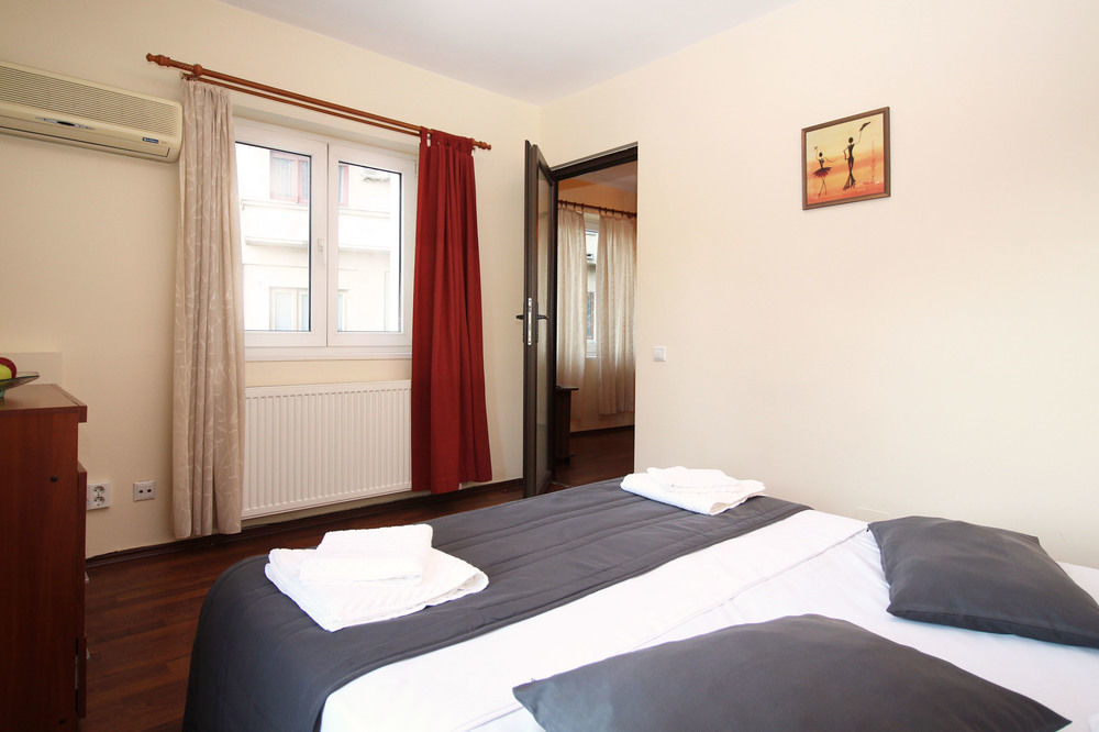 Serviced Hotel