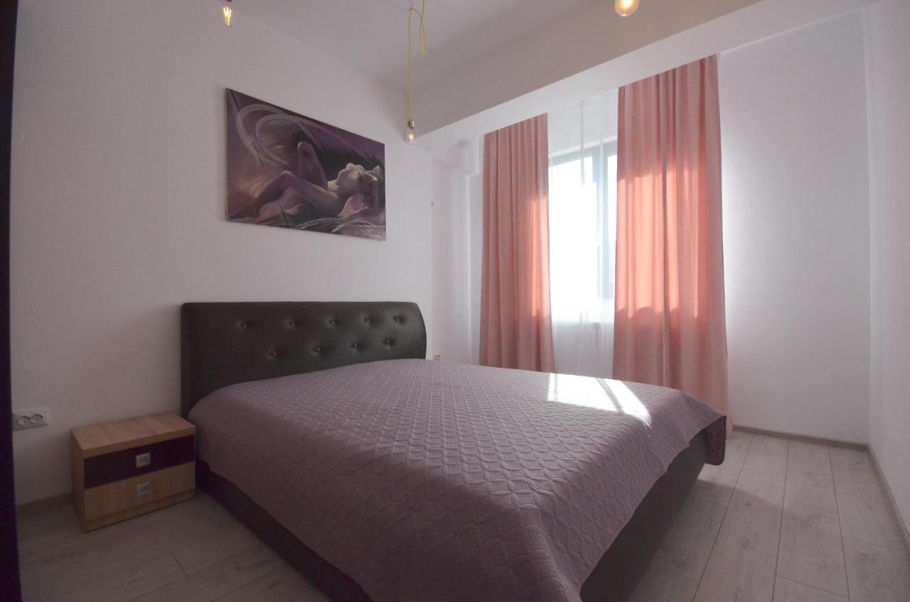 Apartament Rya 1 *
