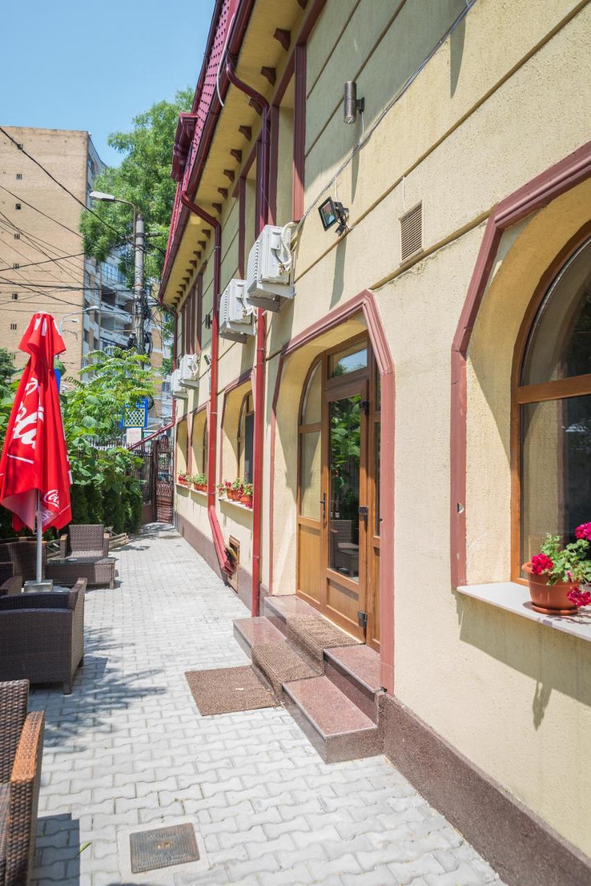 Foisor 3* Bucharest
