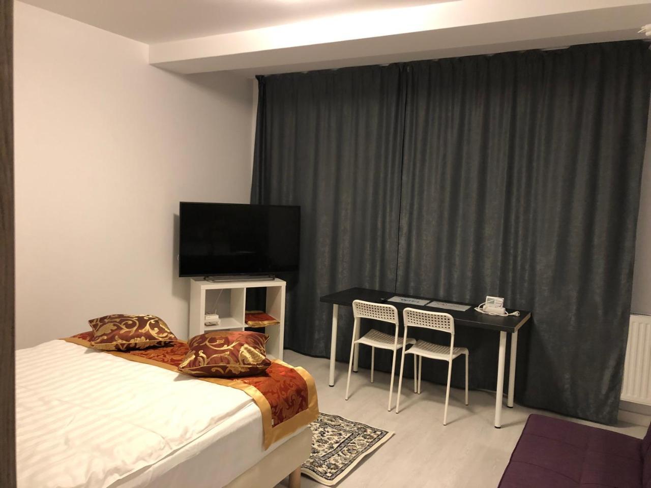Apartament 21 *