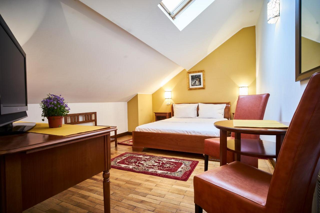Cozy Attic V Apartament Bucureşti