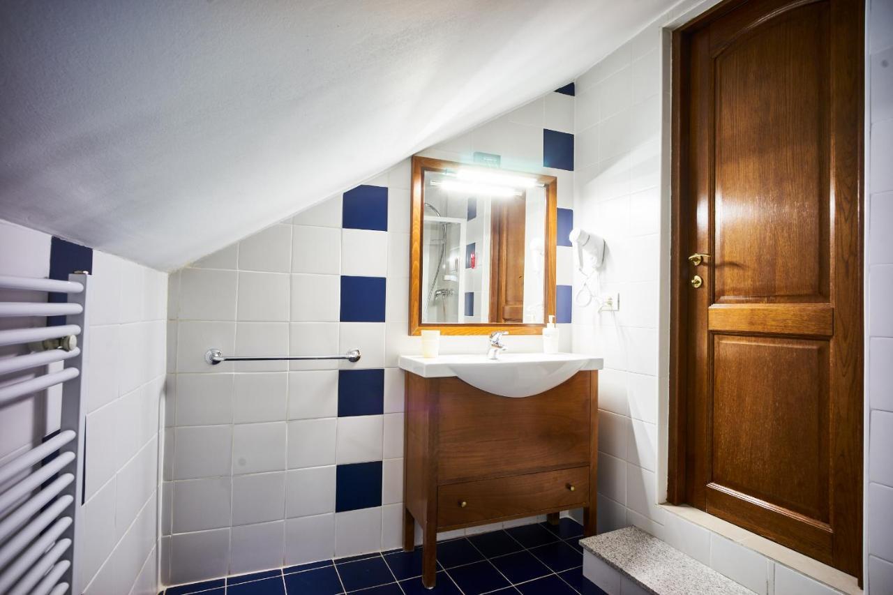 Apartamento Cozy Attic Vi Bucareste