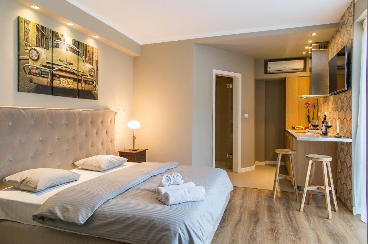 One Love Metropolitan Gardens Studio Ii Apartment Bucharest