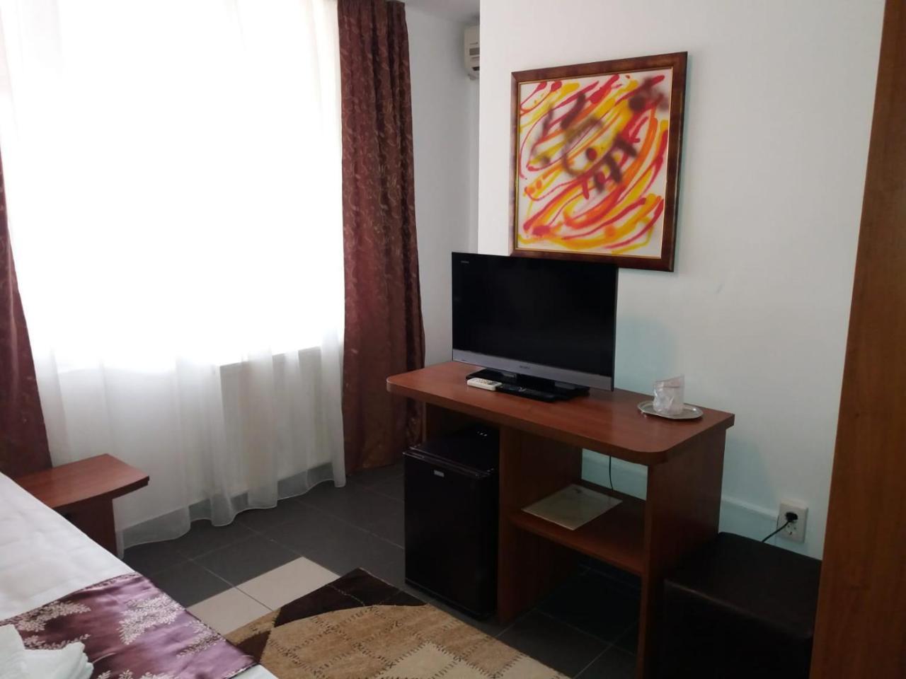 Tranzzit Hotel 3*