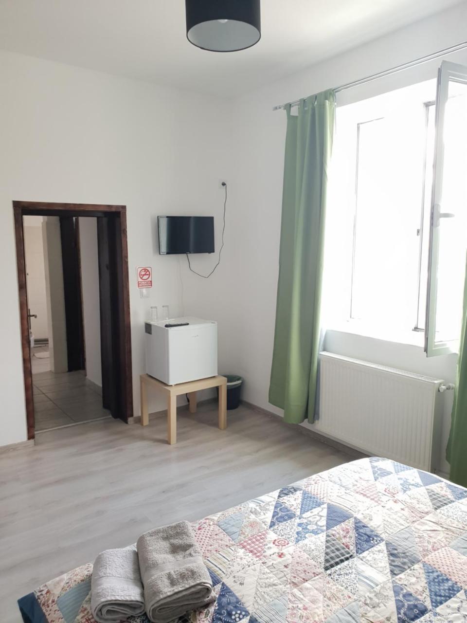 House Guest house *