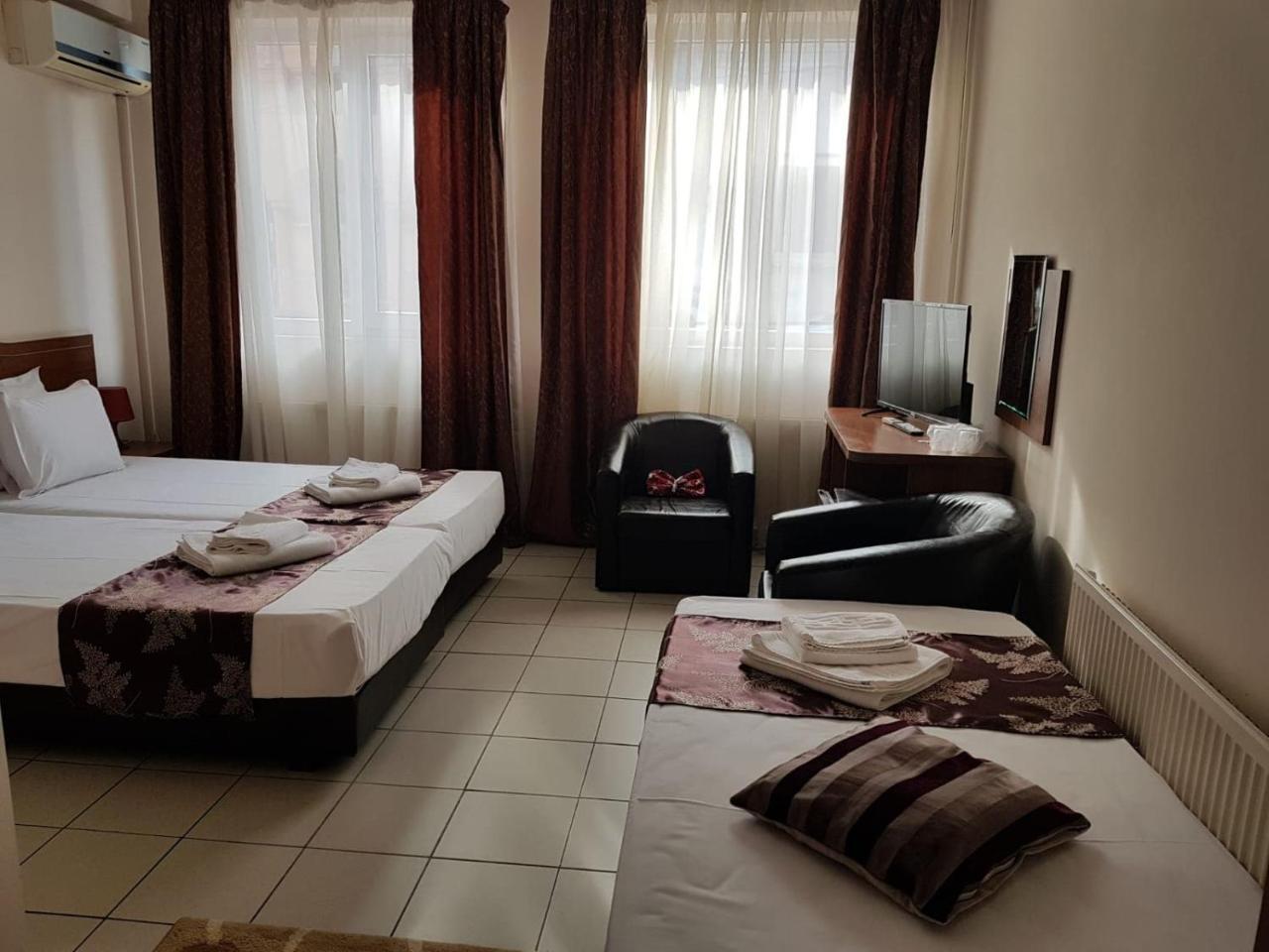 Hotel Tranzzit Bucharest