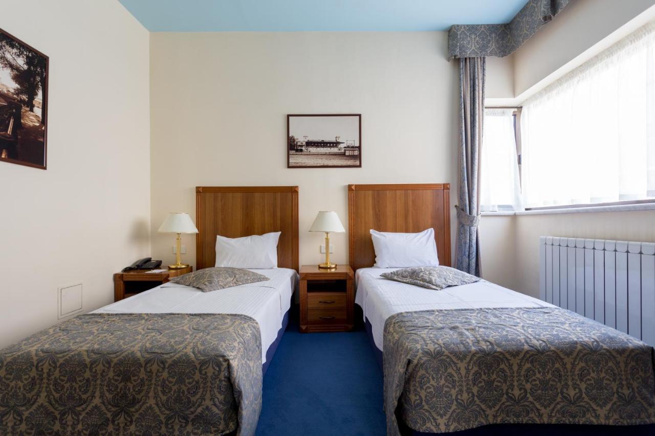 Opera By Zeus International 3* Bucharest