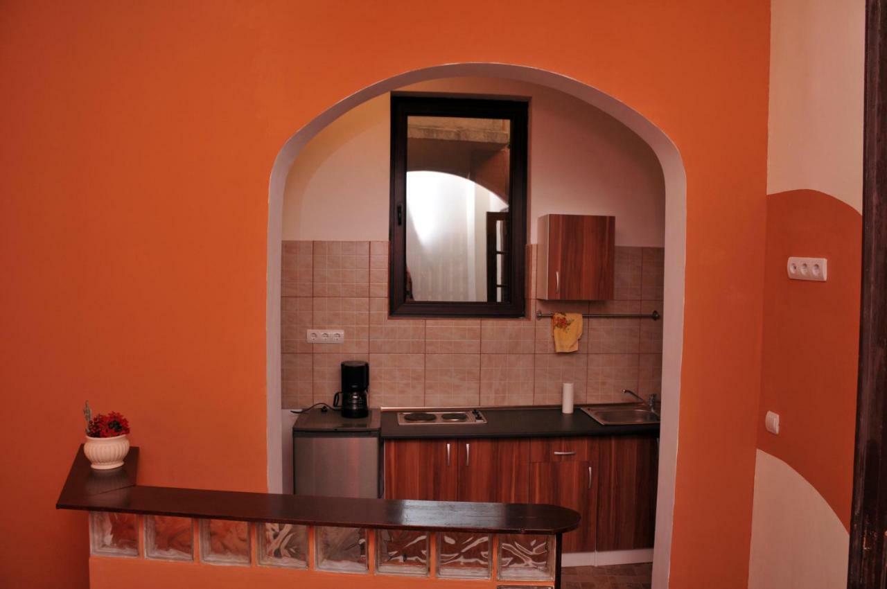 Pensiune Motor House Unirii 3*