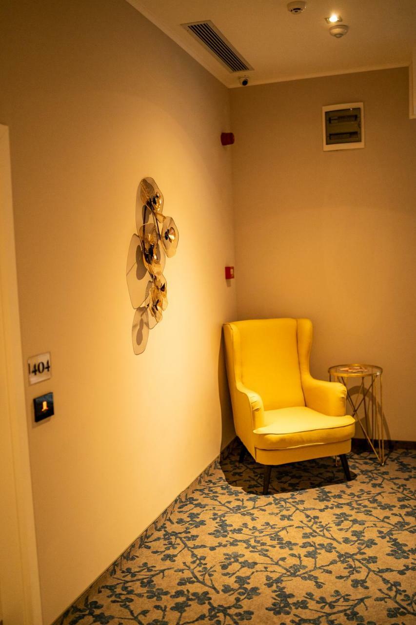 New Era Old Town Parking With Fee Nearby 4* Bucureşti