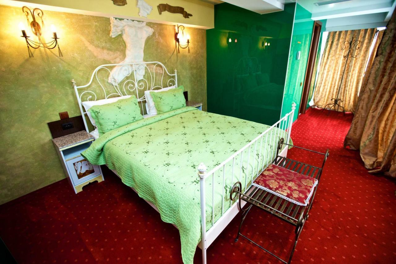 Grand Pier Boutique 4 Stars Villa, Art Museum Deluxe Rooms,best Break From 59 Eur Per Night With Free Italian Breakfast For Minim 4 Nights * Bucareste