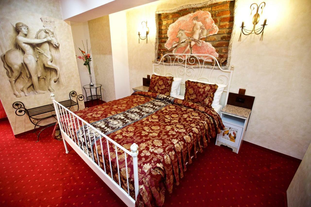 Grand Pier Boutique 4 Stars Villa, Art Museum Deluxe Rooms,best Break From 59 Eur Per Night With Free Italian Breakfast For Minim 4 Nights Pousada