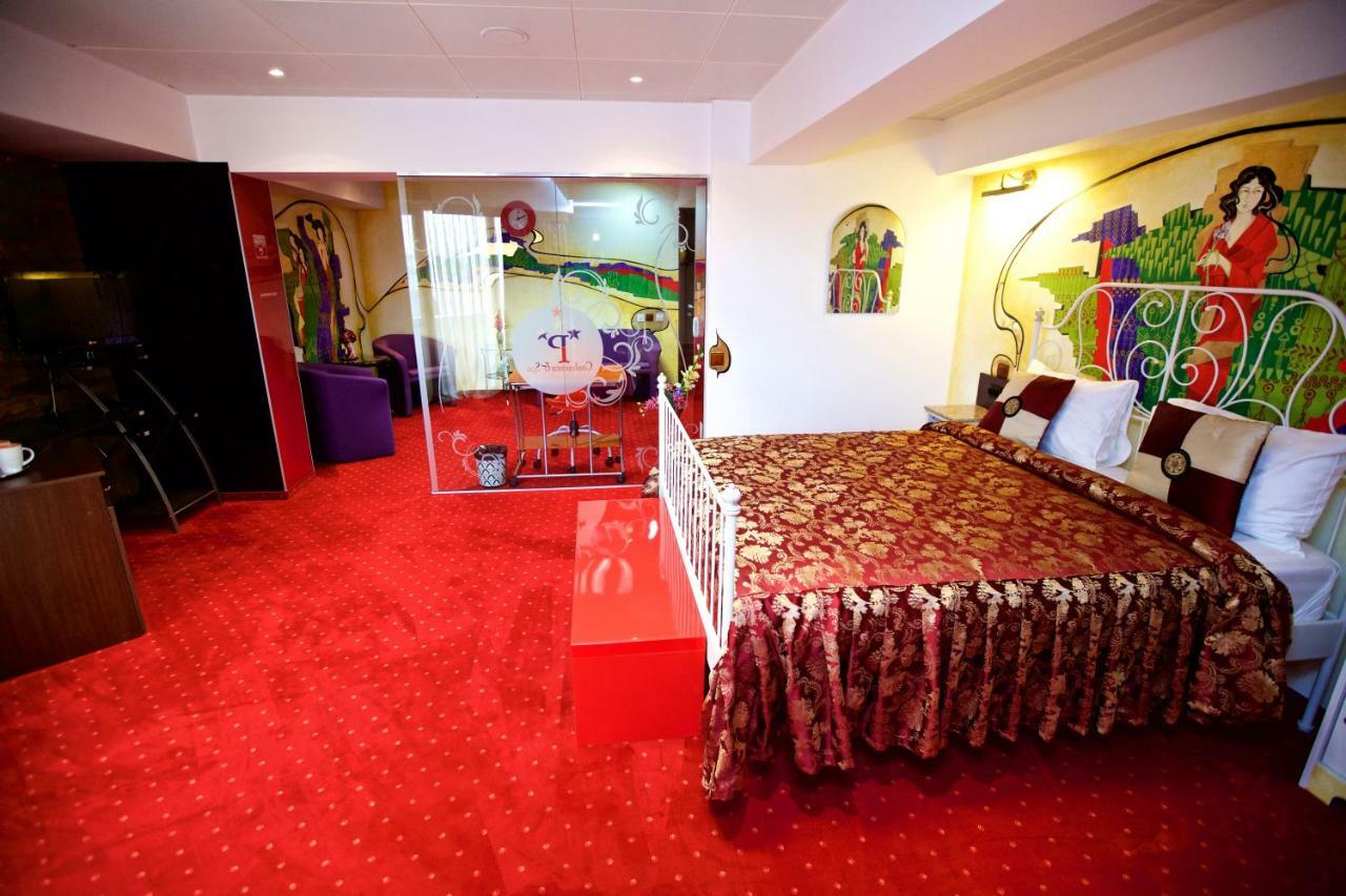 Grand Pier Boutique 4 Stars Villa, Art Museum Deluxe Rooms,best Break From 59 Eur Per Night With Free Italian Breakfast For Minim 4 Nights Pousada *