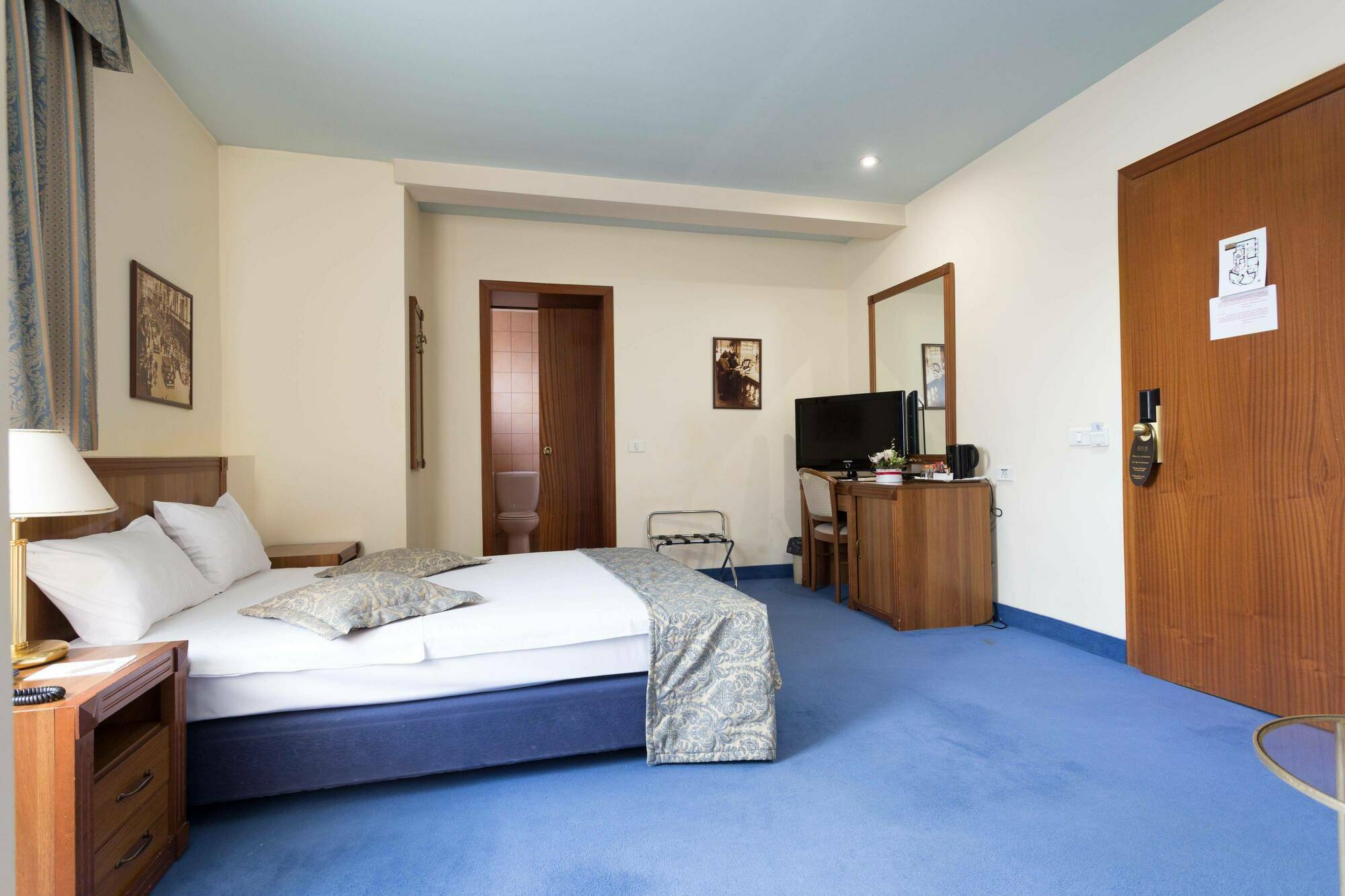 Opera By Zeus International Hotel Bucharest