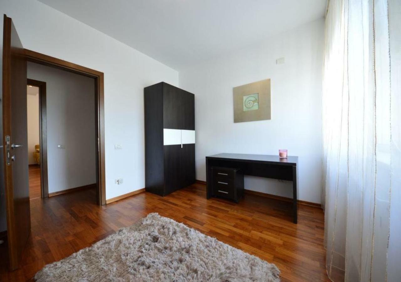 Apartment Herastrau Park Deluxe French Town Bucharest