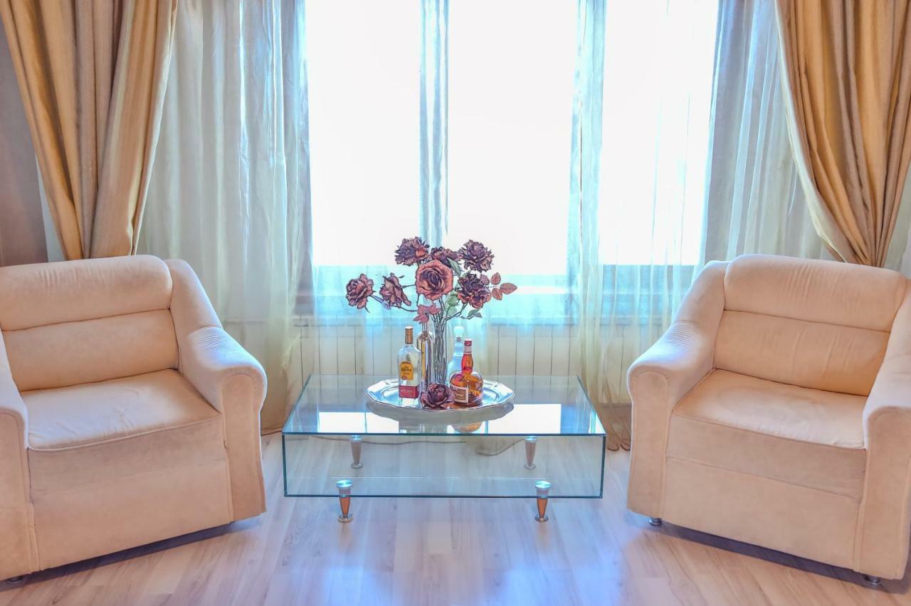 Apartment Dream Romantic