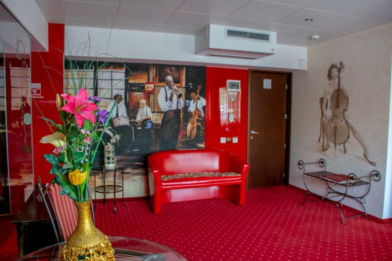 Grand Pier Boutique 4 Stars Villa, Art Museum Deluxe Rooms,best Break From 59 Eur Per Night With Free Italian Breakfast For Minim 4 Nights *