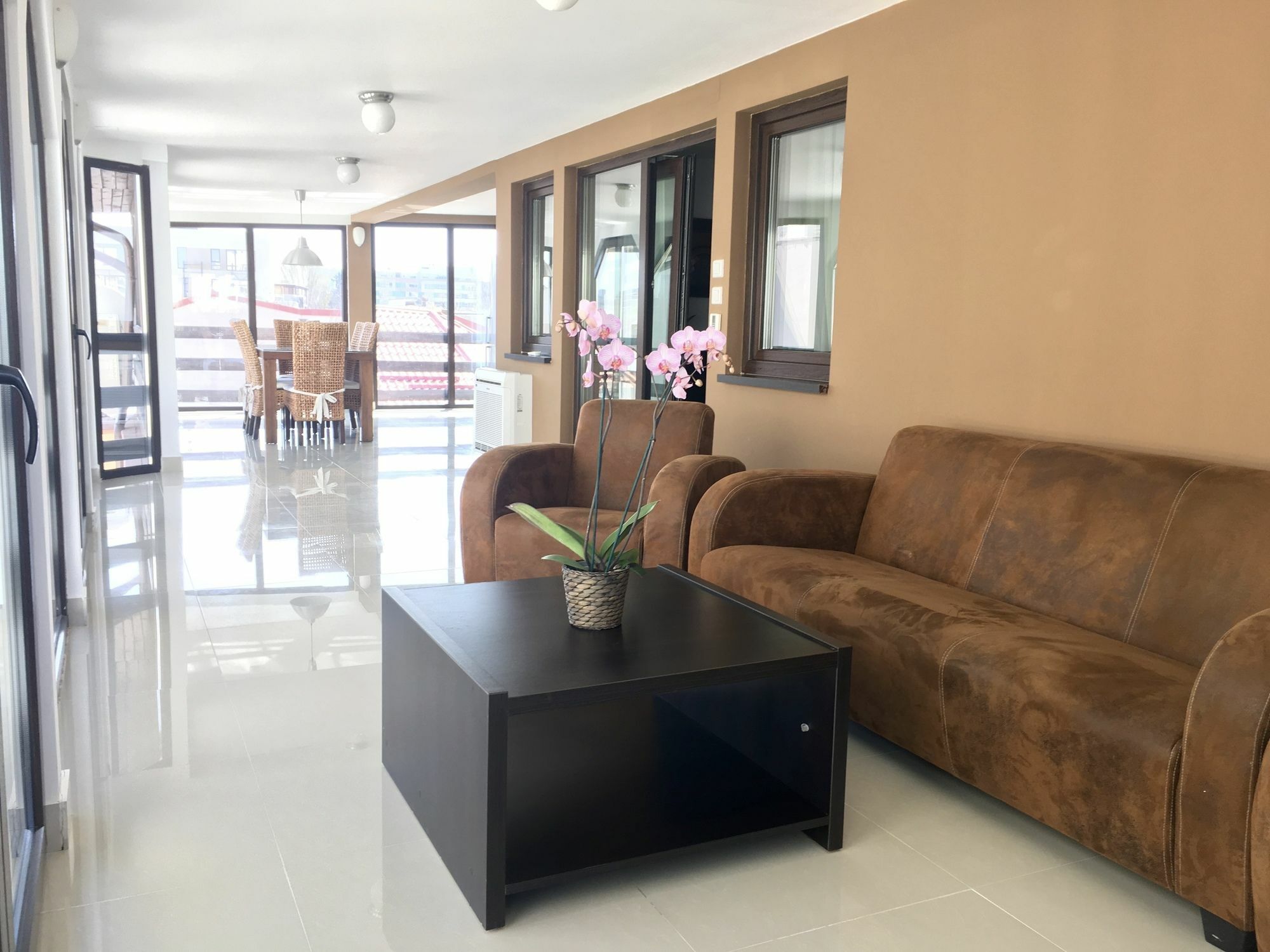 Elysium Aparthotel 3*