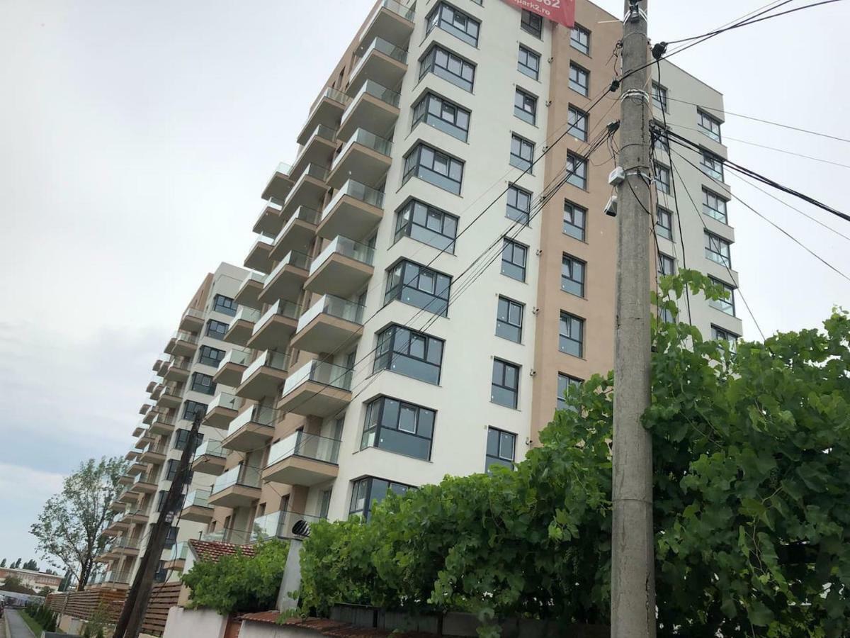 Luxury Westpark 2 With View Apartment Bucharest