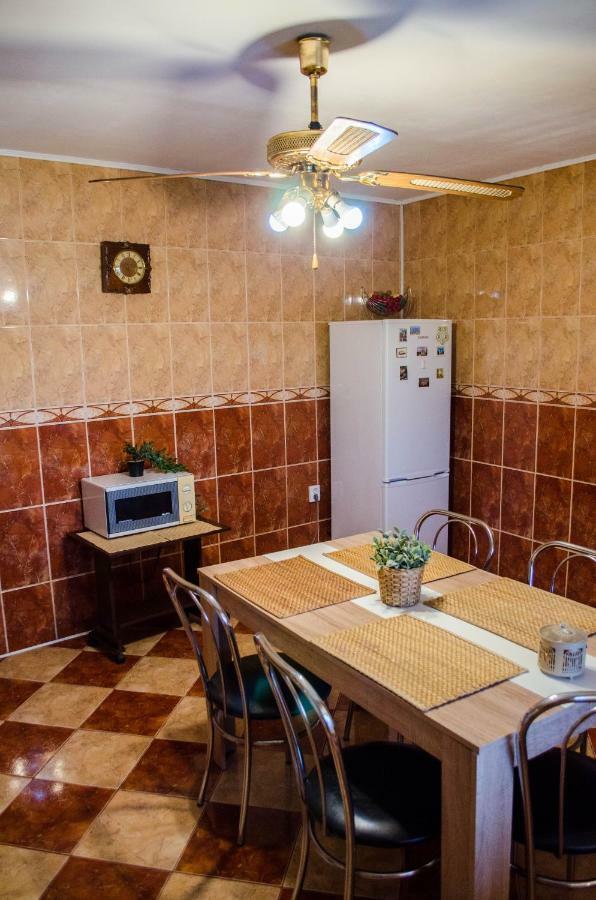 Apartment Collosal With Garden *