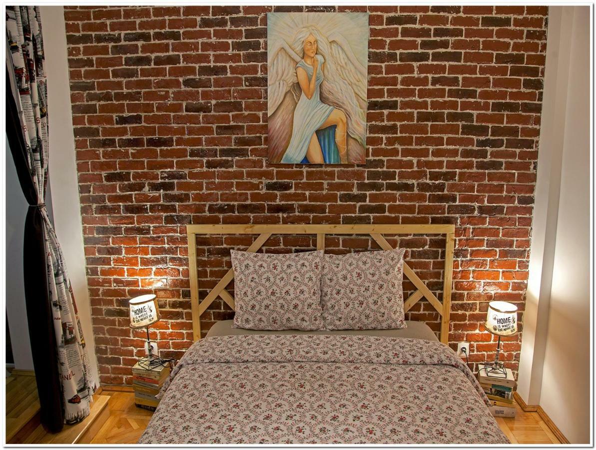 Skyview Old Town Apartment