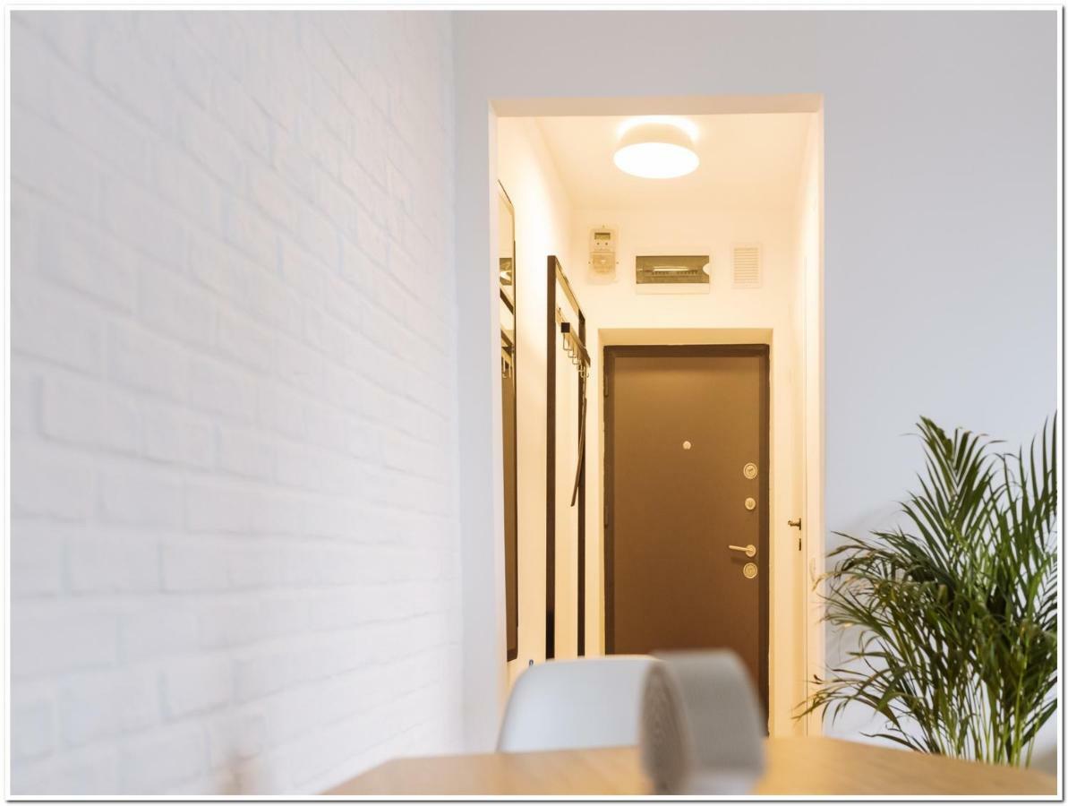 Spacious, Lovely, Bright In The Old Town