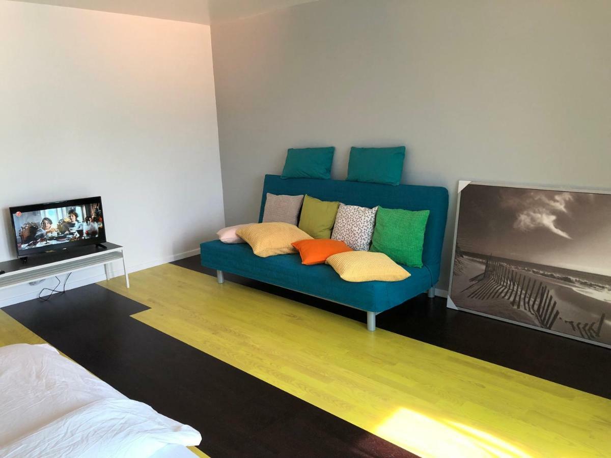 Green 6 Apartment *