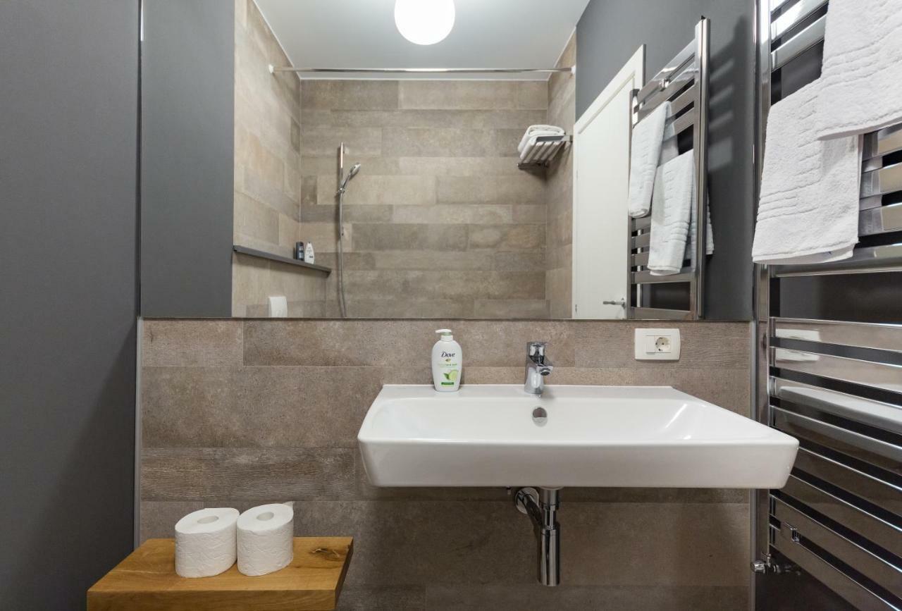 Apartamento The Shades Of Grey-tranquil 4th-floor Baneasa Area