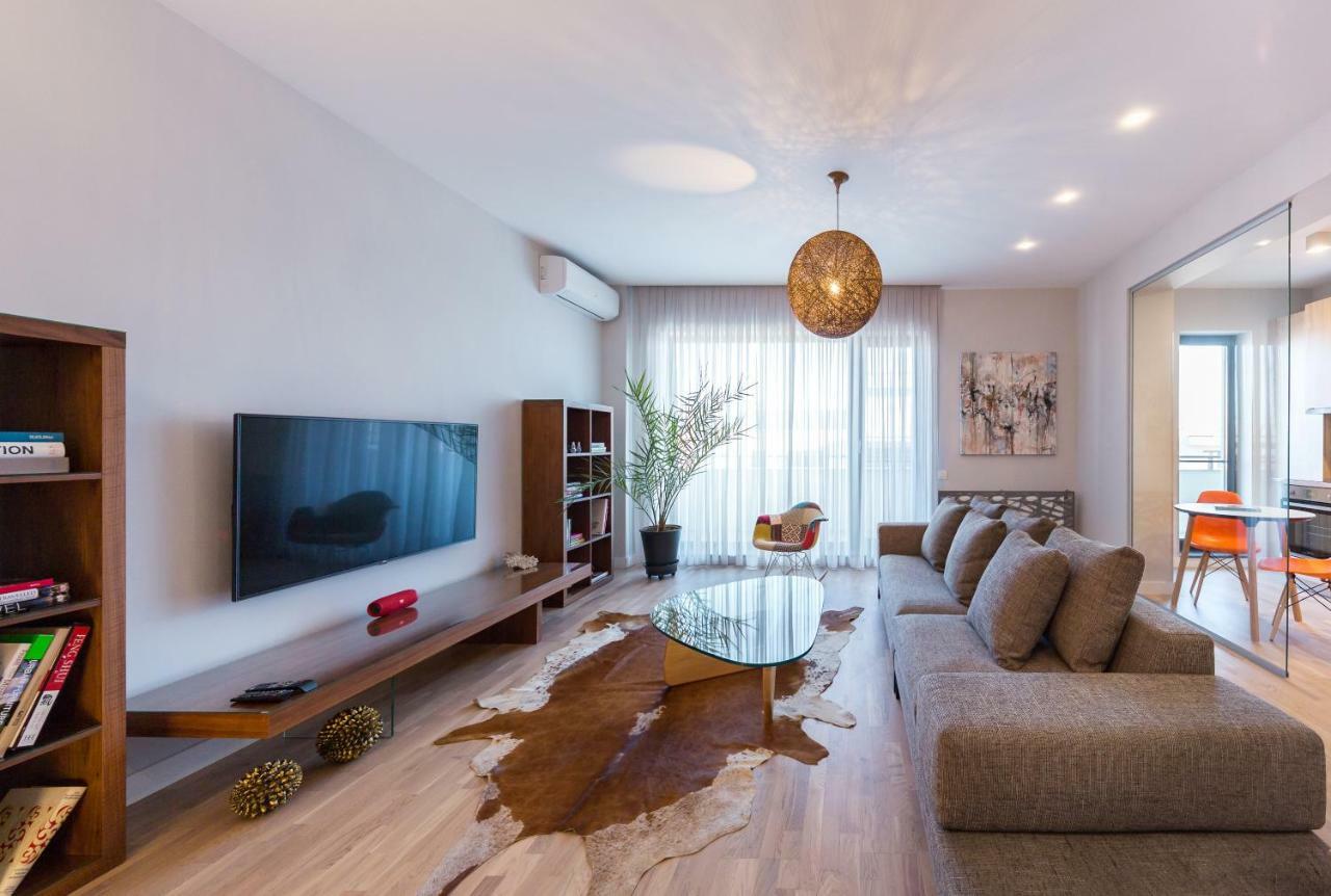 The Shades Of Grey-tranquil 4th-floor Baneasa Area * Bucareste