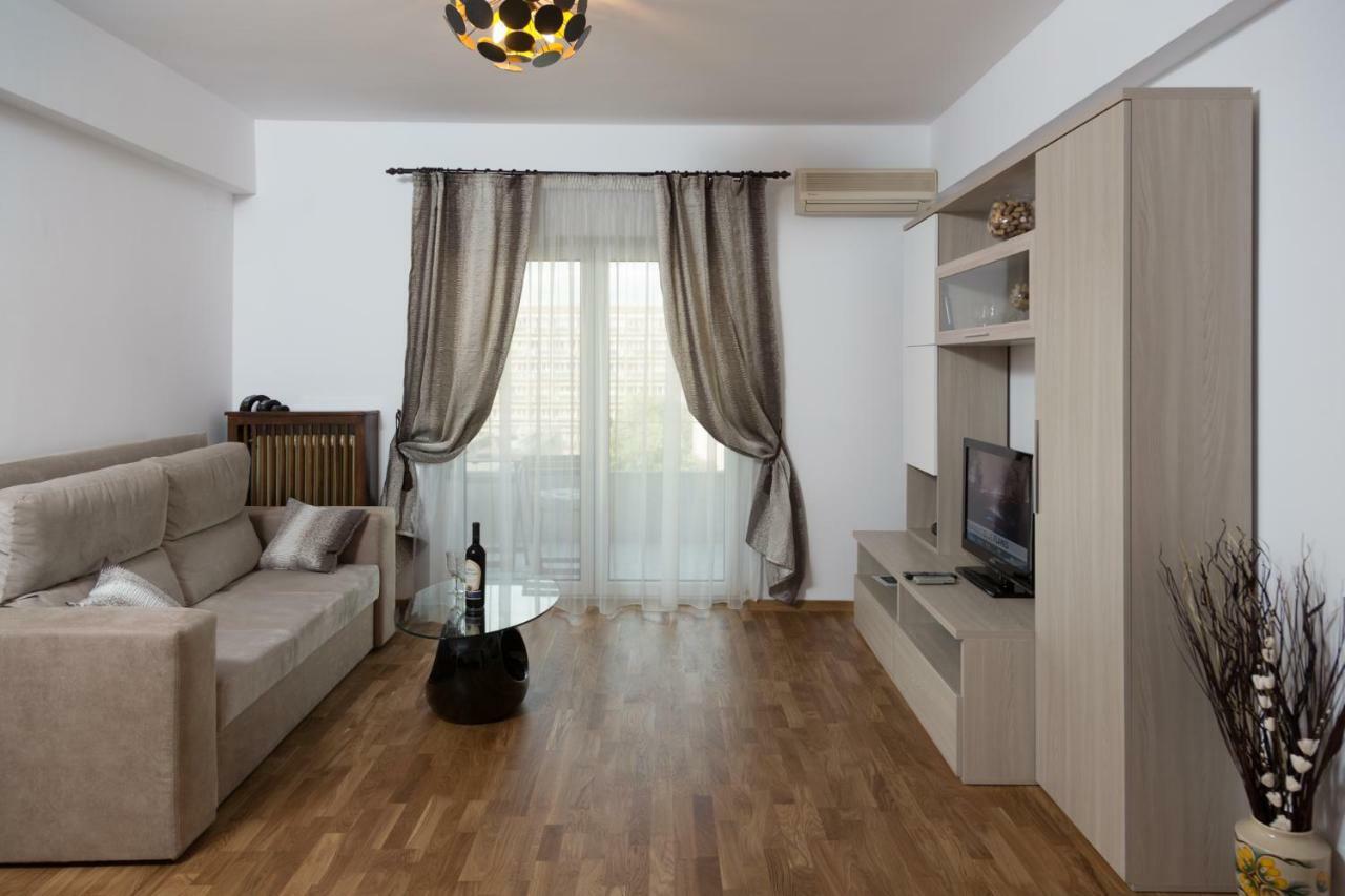 Luxury Flat With Terrace - Adela - Ideal For Long *