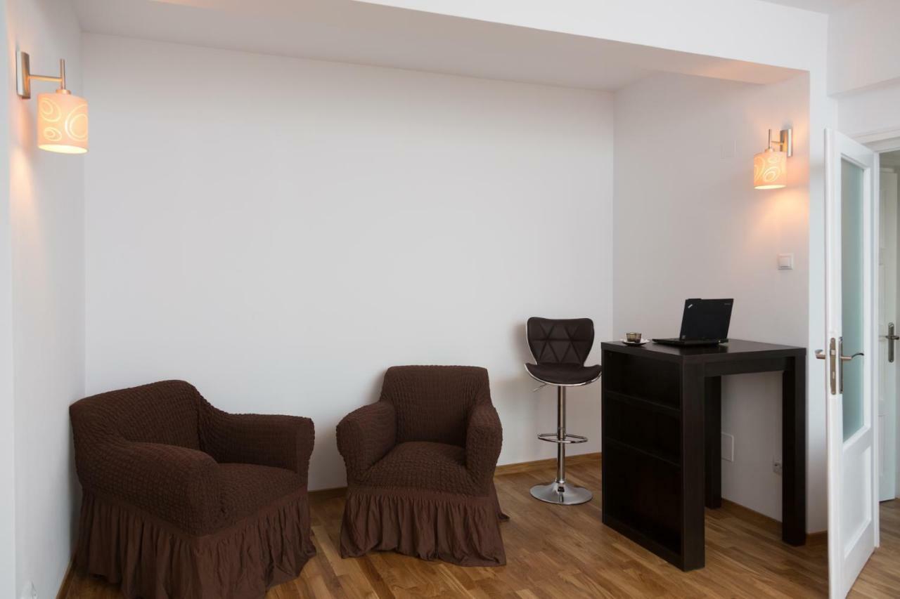 Luxury Flat With Terrace - Adela - Ideal For Long Bucharest