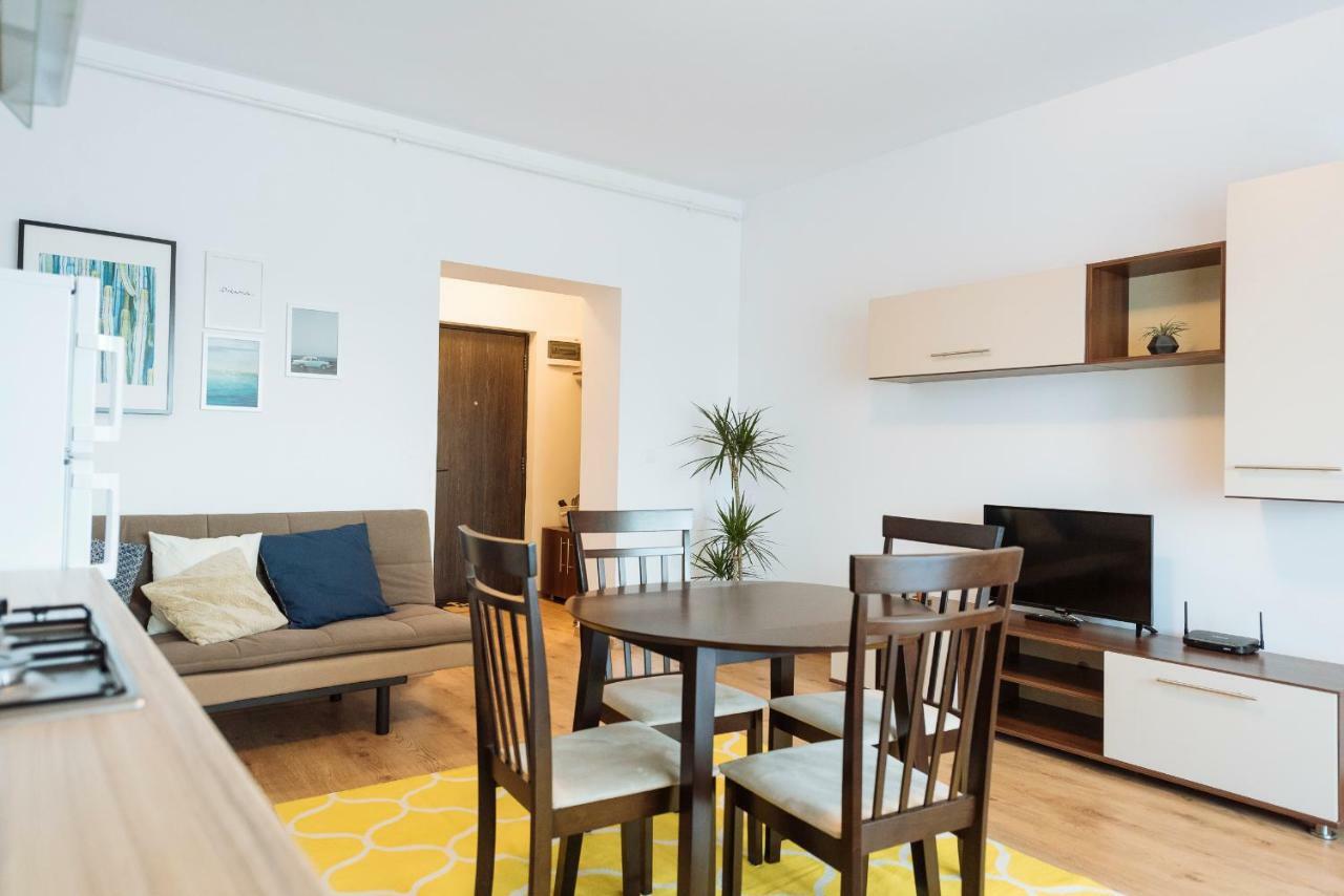Sunny Muncii Apartament *