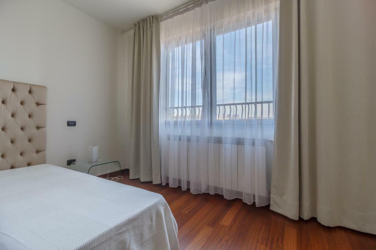 Center Premium * Bucharest